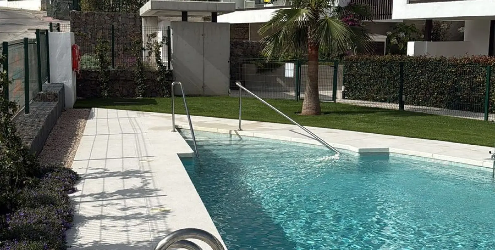 Sale of ground floor apartment in Benalmadena Costa 18