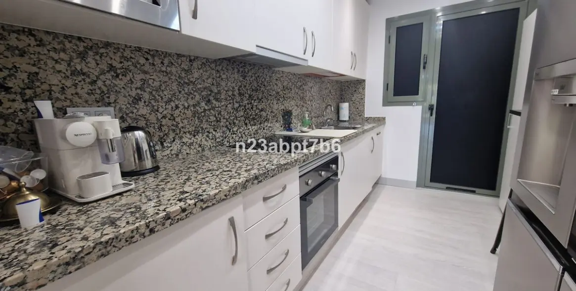 Sale of ground floor apartment in Atalaya 4