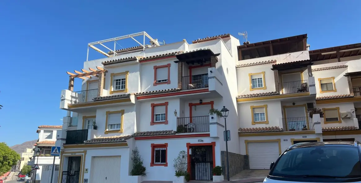 Sale of townhouse in Estepona 6