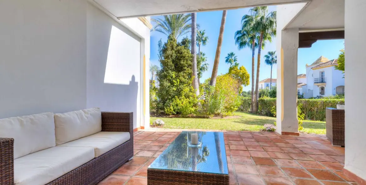 Продажа таунхауса в Estepona 14