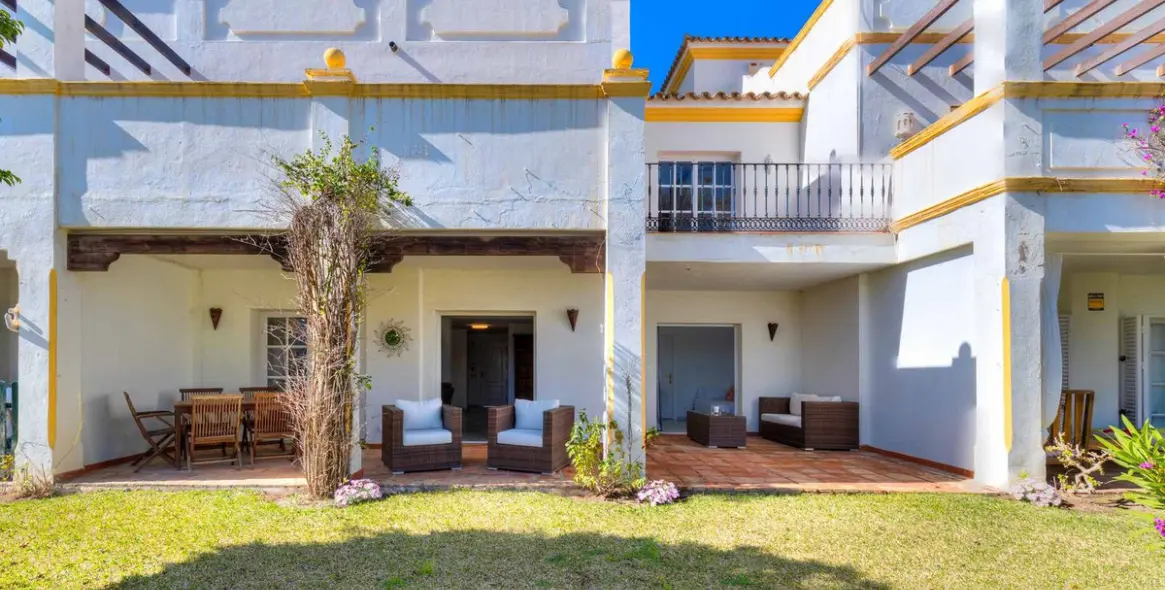 Продажа таунхауса в Estepona 17