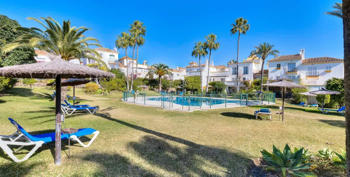 Продажа таунхауса в Estepona 18