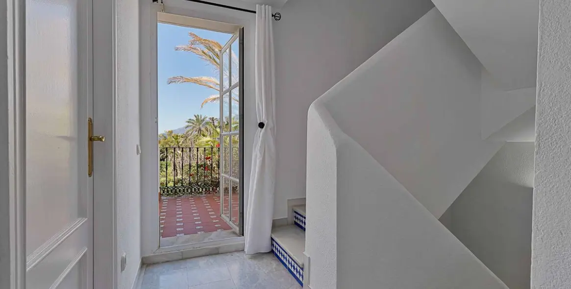 Продажа таунхауса в Estepona 19