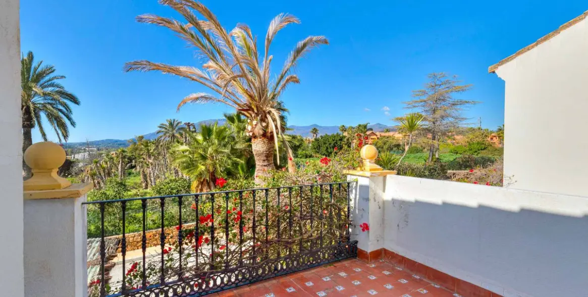 Продажа таунхауса в Estepona 20