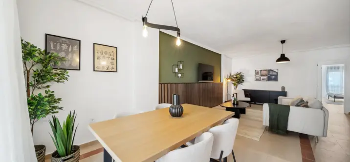 Sale of middle floor apartment in Nueva Andalucía 1