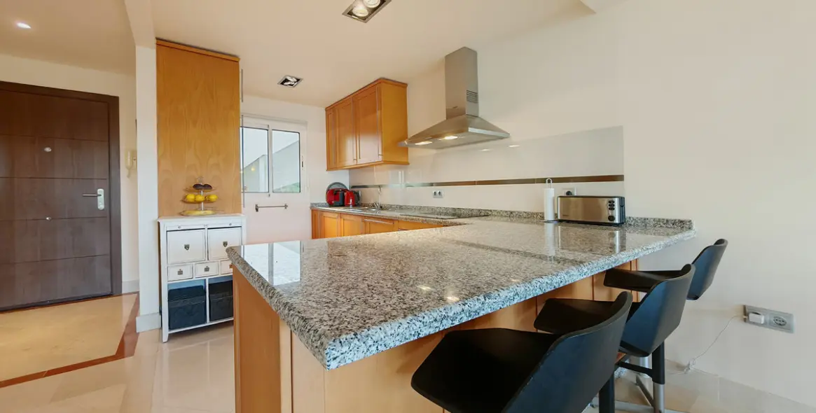 Продажа апартаментов на среднем этаже в Nueva Andalucía 6