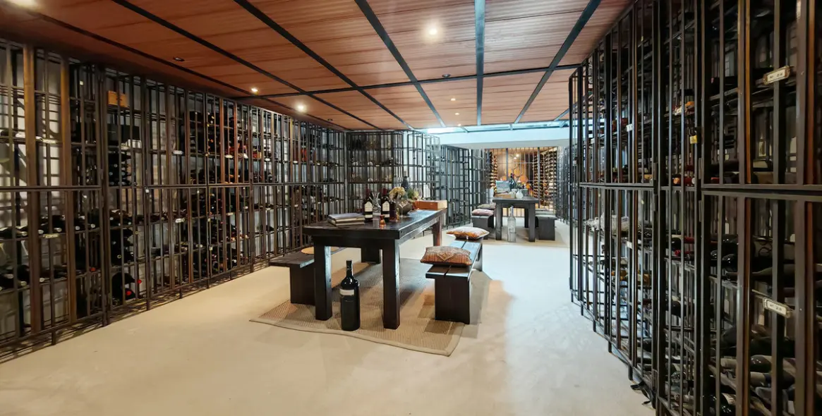 Продажа апартаментов на среднем этаже в Nueva Andalucía 15