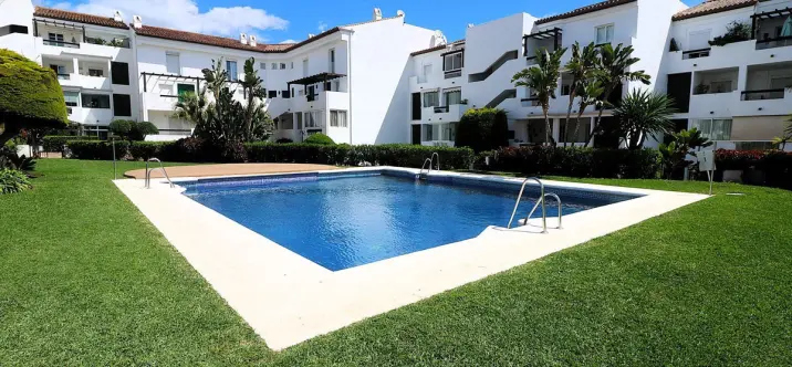 Sale of penthouse duplex in Bel Air 0