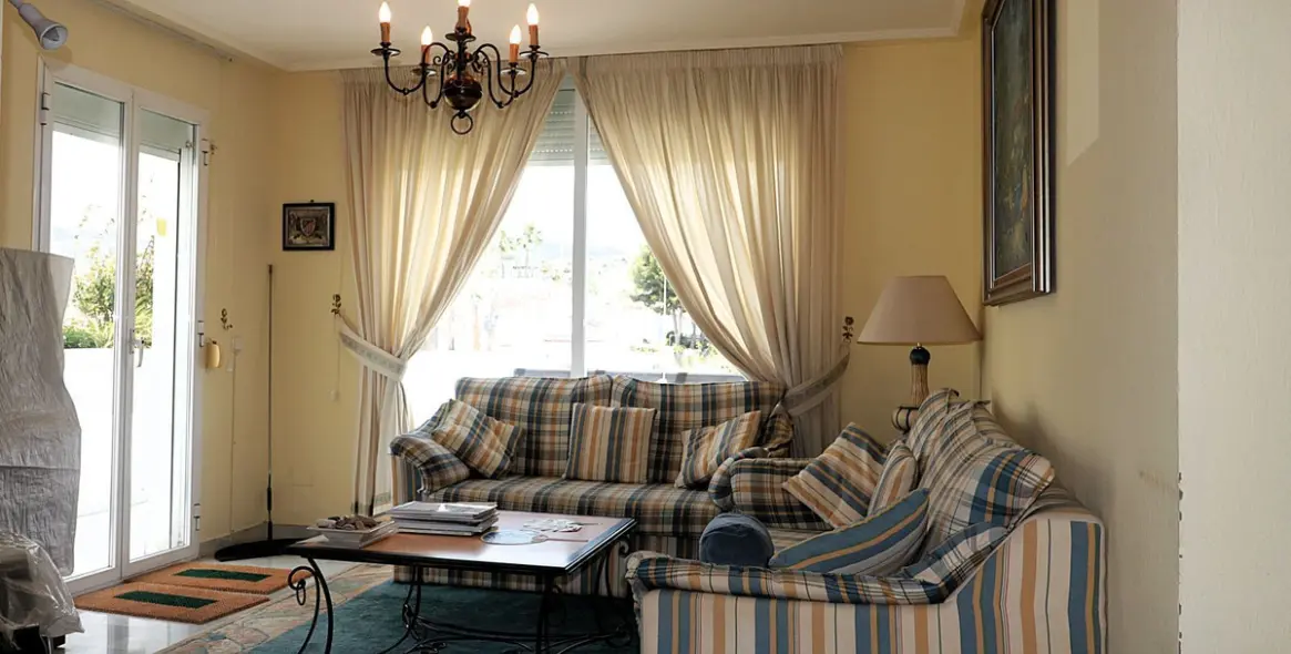 Sale of penthouse duplex in Bel Air 5