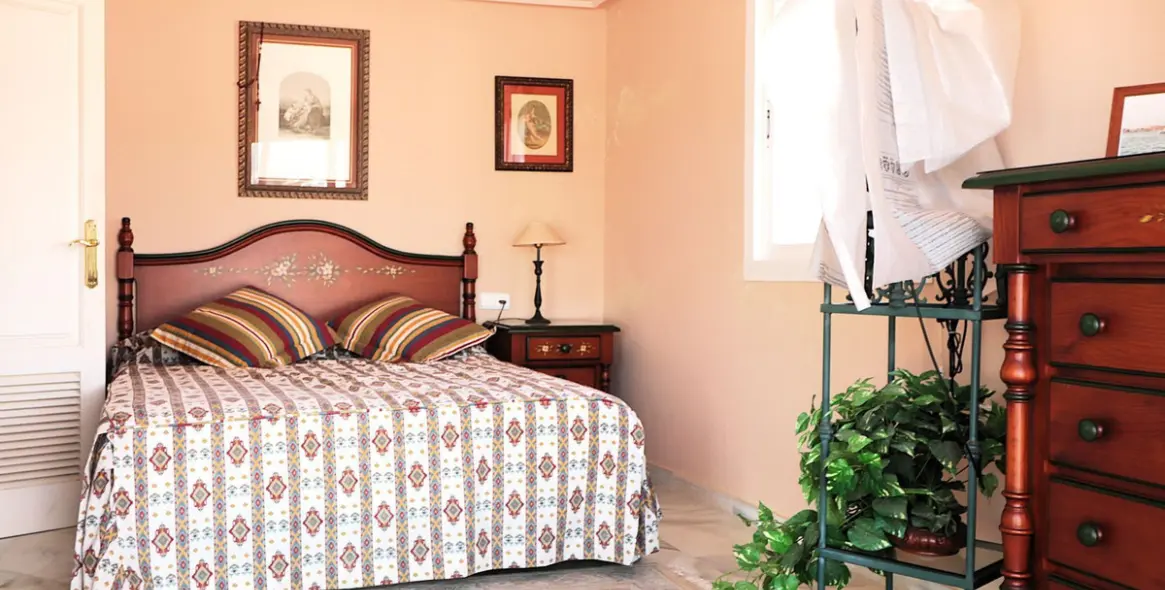 Sale of penthouse duplex in Bel Air 7