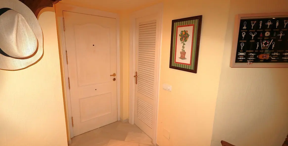 Sale of penthouse duplex in Bel Air 31