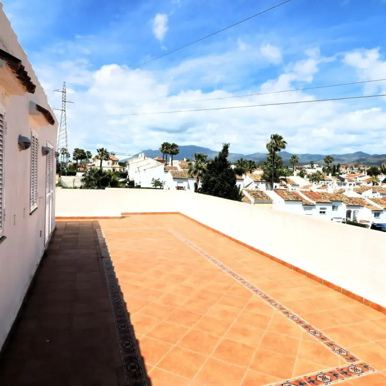 Venta de ático dúplex en Bel Air