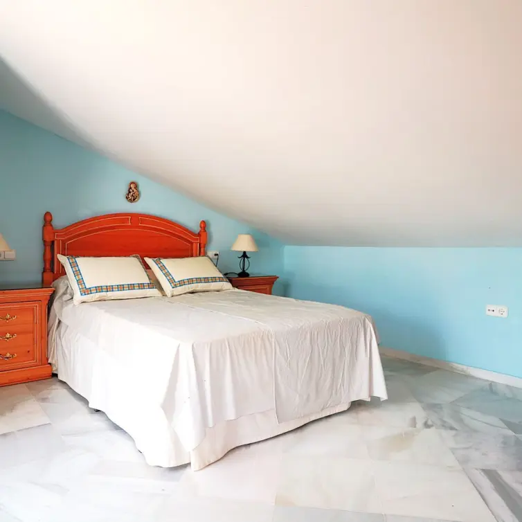 Venta de ático dúplex en Bel Air