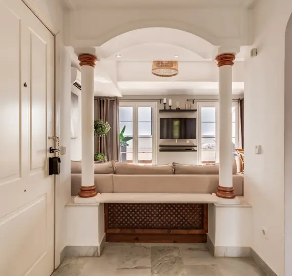 Sale of penthouse duplex in Nueva Andalucía