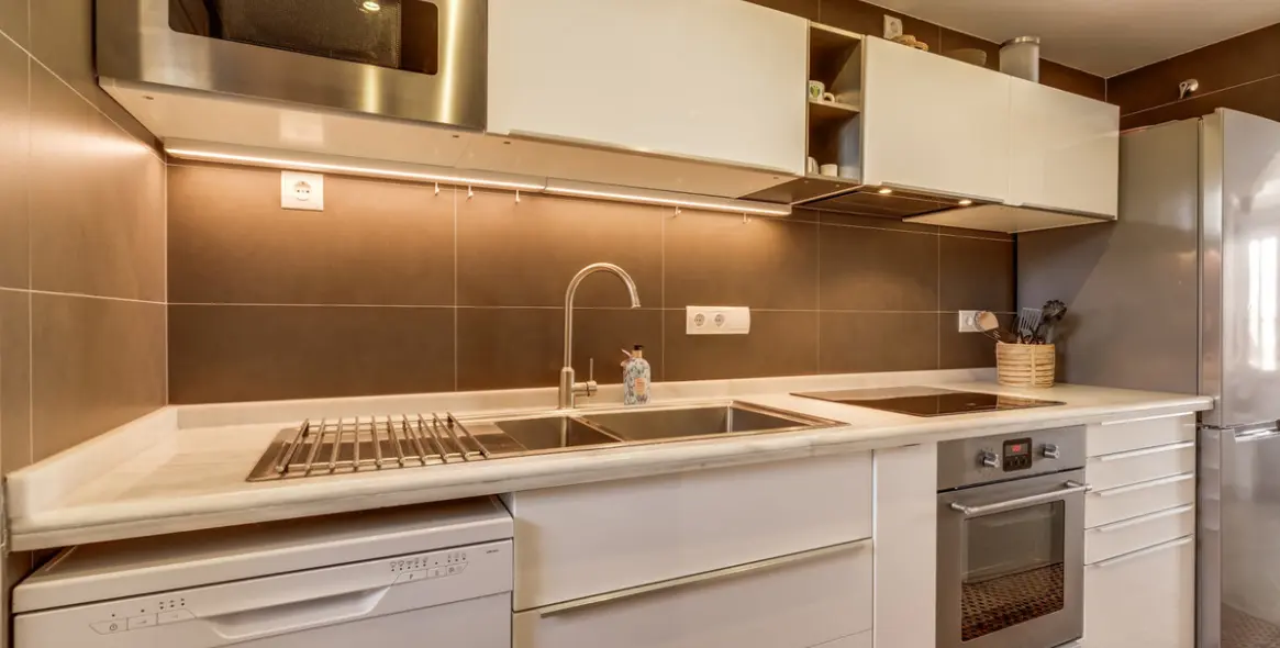 Продажа двухуровневого пентхауса в Nueva Andalucía 6