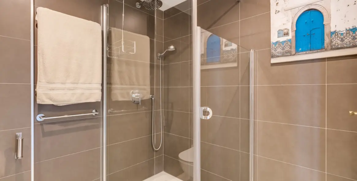 Продажа двухуровневого пентхауса в Nueva Andalucía 11