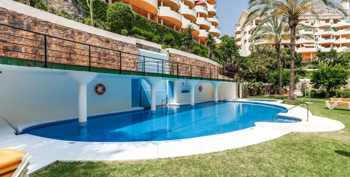 Продажа двухуровневого пентхауса в Nueva Andalucía 22