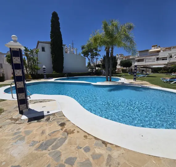 Sale of ground floor apartment in Marbella