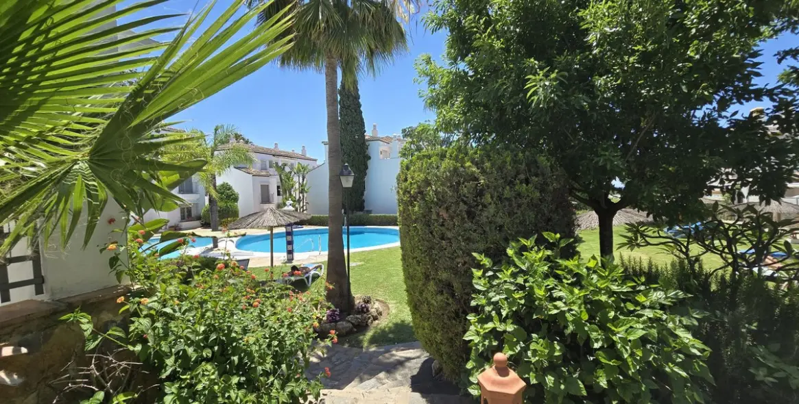 Sale of ground floor apartment in Marbella 4