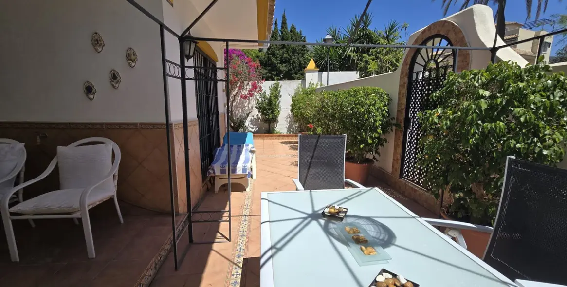 Sale of ground floor apartment in Marbella 6