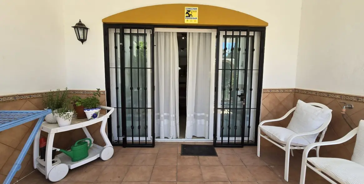 Sale of ground floor apartment in Marbella 9