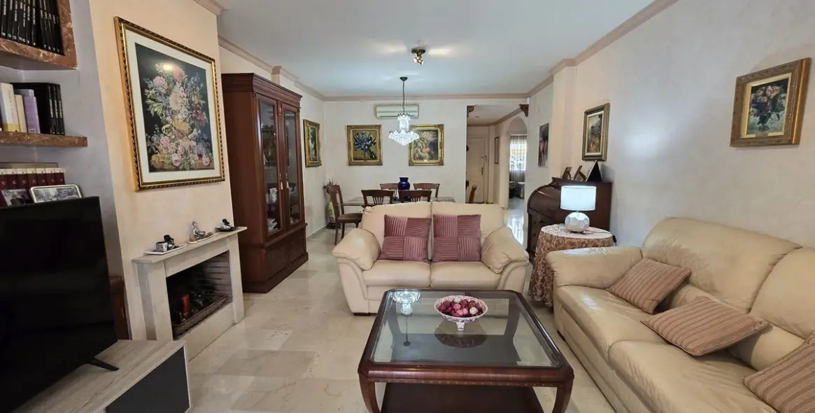 Sale of ground floor apartment in Marbella 20