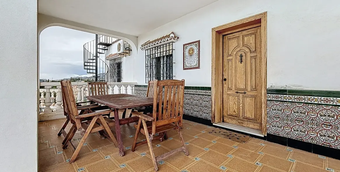 Продажа  отдельно стоящей виллы в Costa del Sol East 3