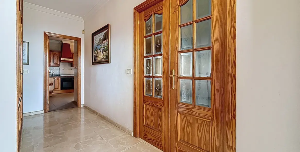 Продажа  отдельно стоящей виллы в Costa del Sol East 5