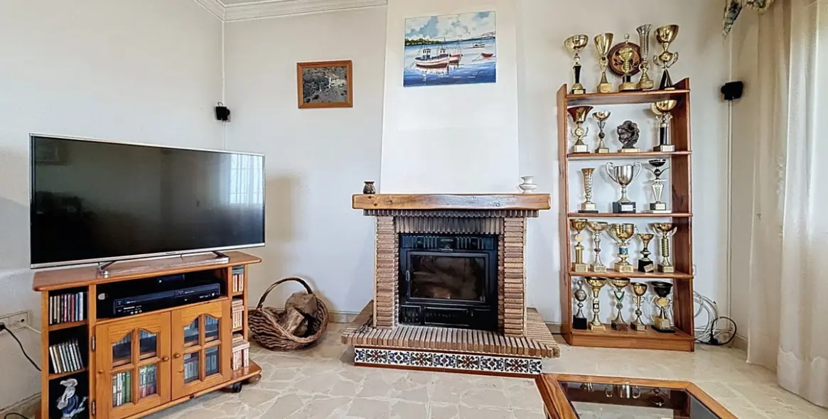 Продажа  отдельно стоящей виллы в Costa del Sol East 7