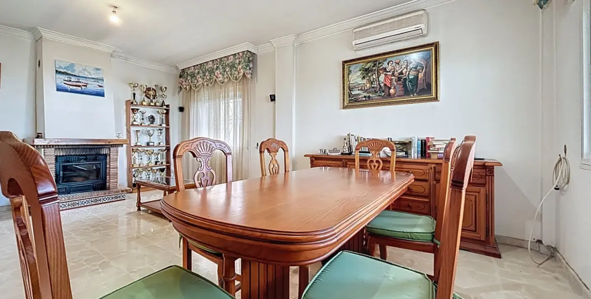 Продажа  отдельно стоящей виллы в Costa del Sol East 9