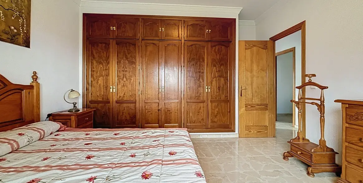 Продажа  отдельно стоящей виллы в Chilches 22