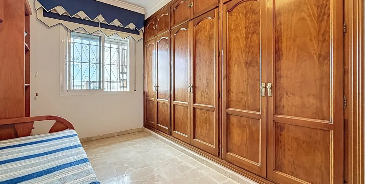 Продажа  отдельно стоящей виллы в Chilches 25