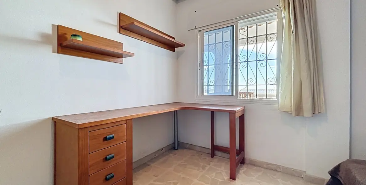 Продажа  отдельно стоящей виллы в Chilches 30