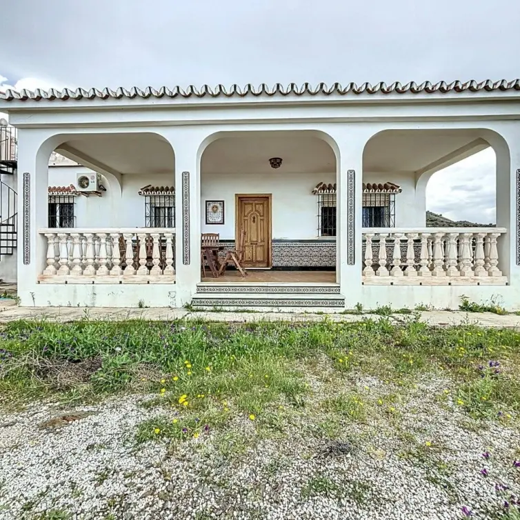 Venta de villa independiente en Chilches