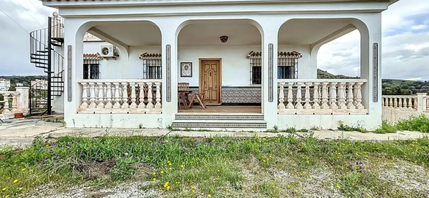 Venta de villa independiente en Chilches 0