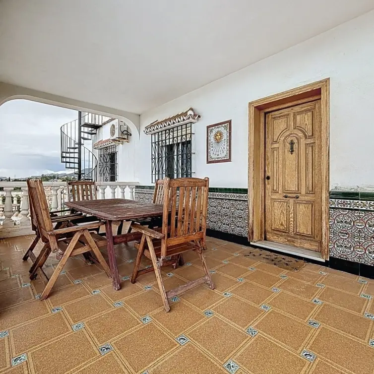 Venta de villa independiente en Chilches