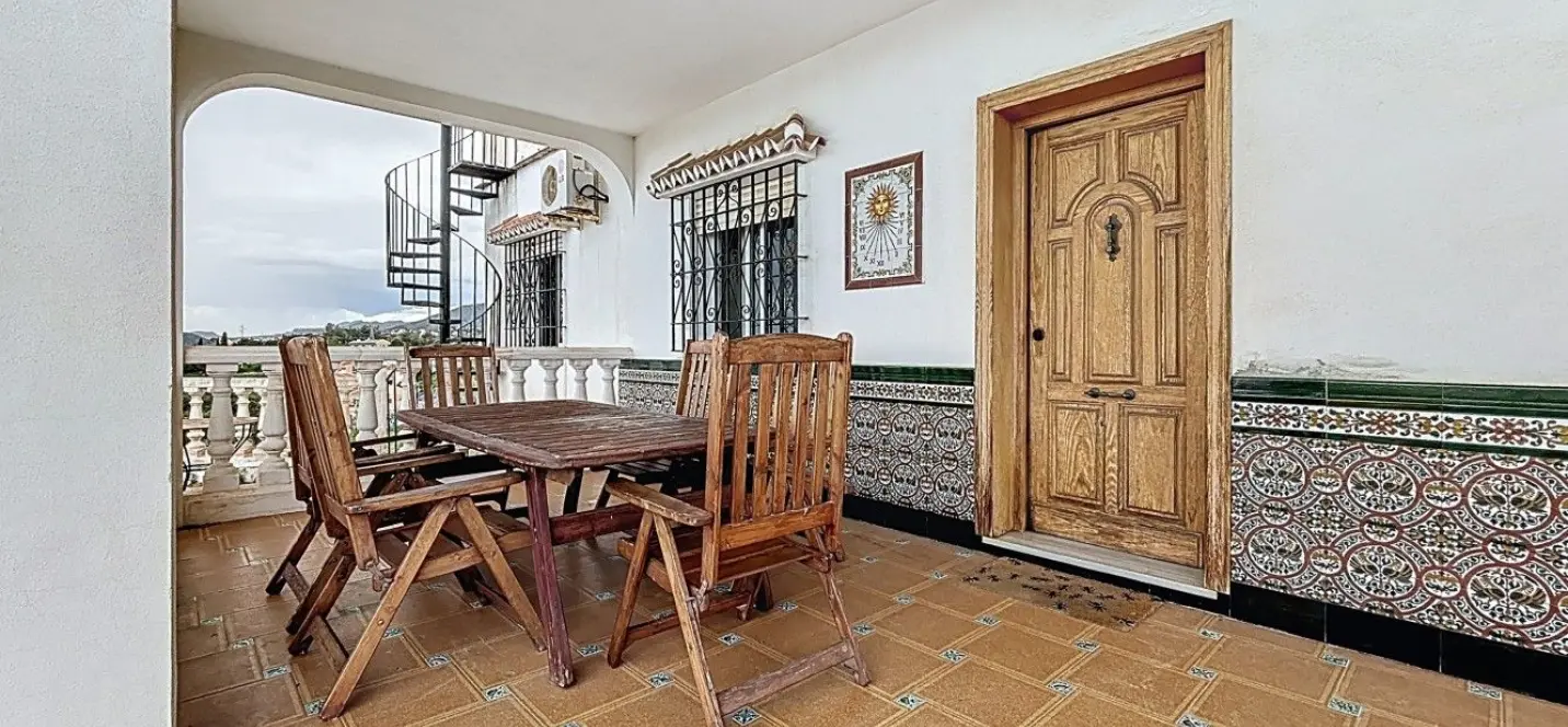 Venta de villa independiente en Chilches 2