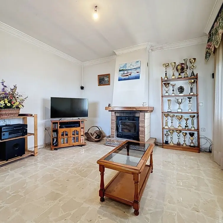 Venta de villa independiente en Chilches