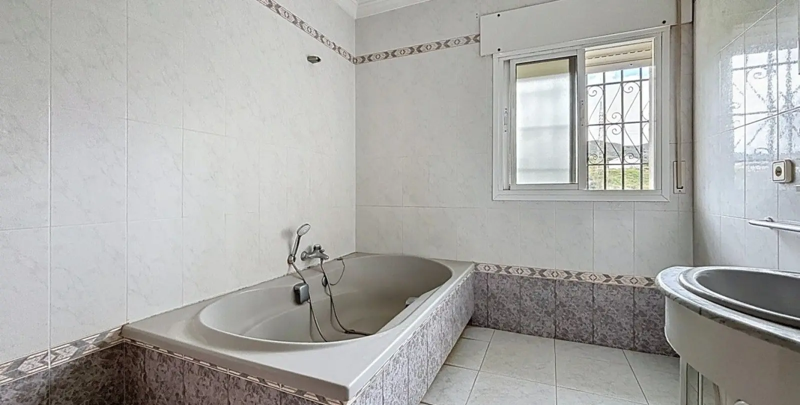 Venta de villa independiente en Chilches 35