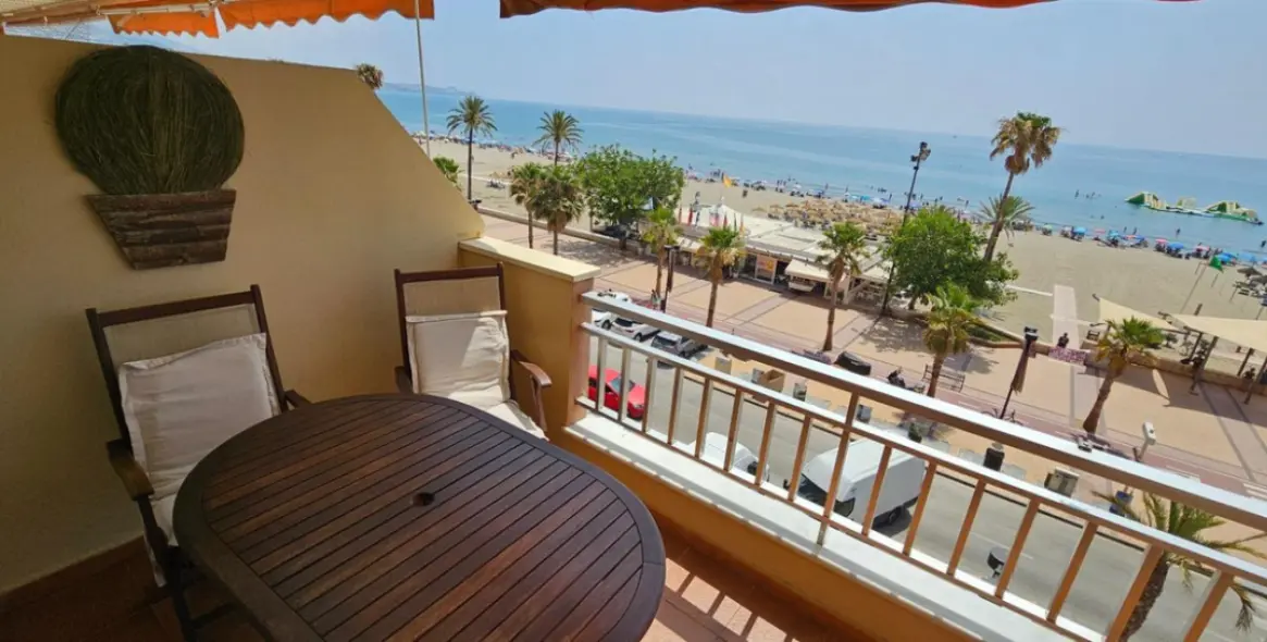 Sale of middle floor apartment in Los Boliches 11