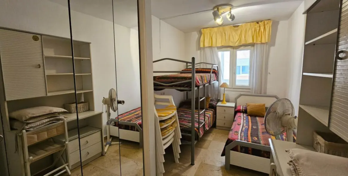 Sale of middle floor apartment in Los Boliches 15