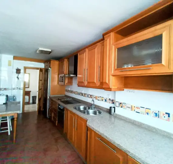 Sale of ground floor apartment in La Carihuela