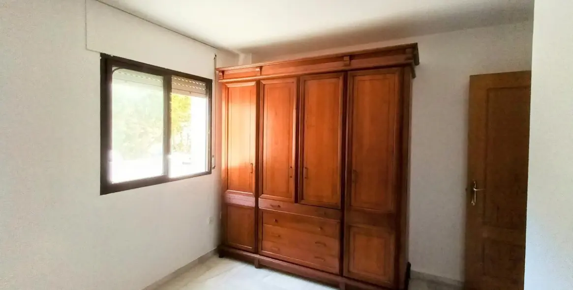 Sale of ground floor apartment in La Carihuela 14