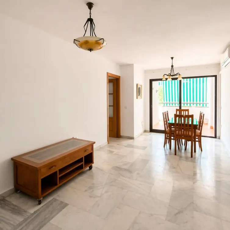Sale of ground floor apartment in La Carihuela