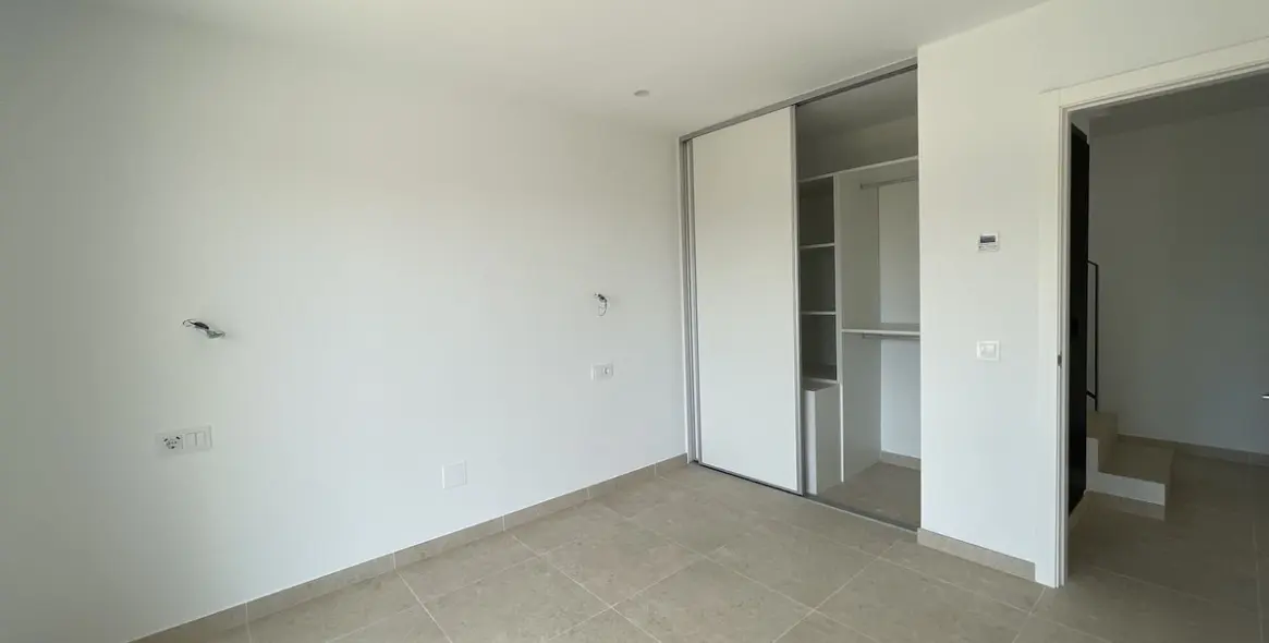 Sale of townhouse in Torrox Costa 11