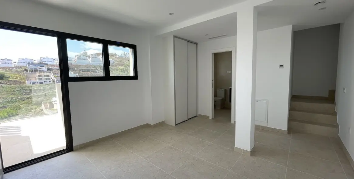 Sale of townhouse in Torrox Costa 16