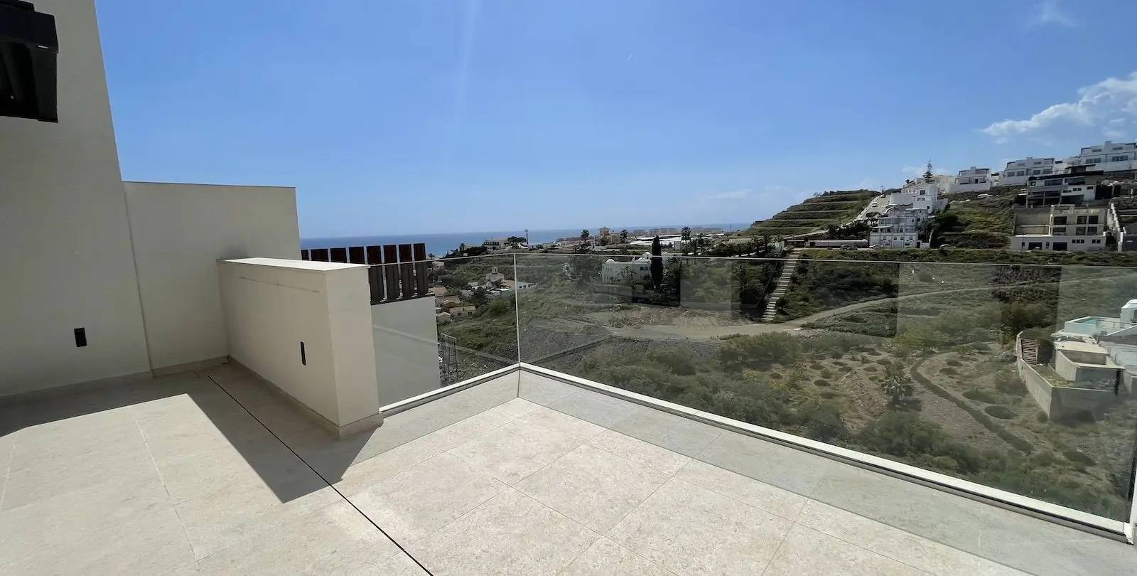 Sale of townhouse in Torrox Costa 1