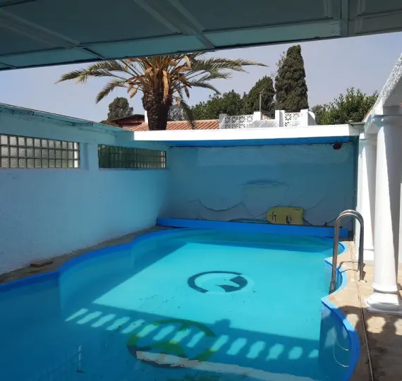 Продажа дома на две семьи в El Rosario