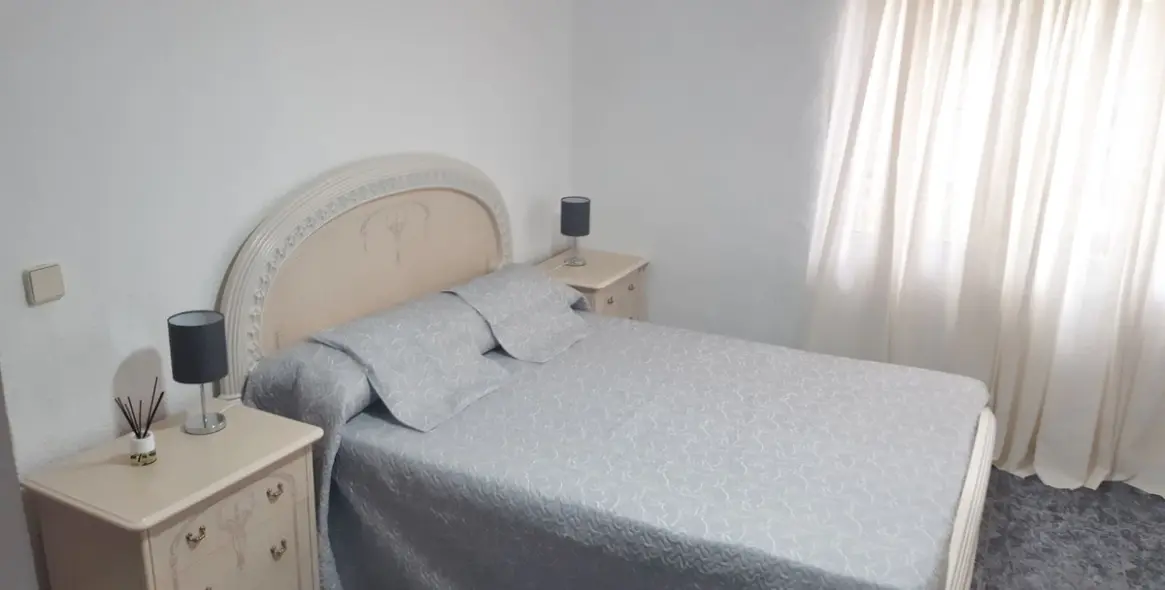 Продажа дома на две семьи в El Rosario 12