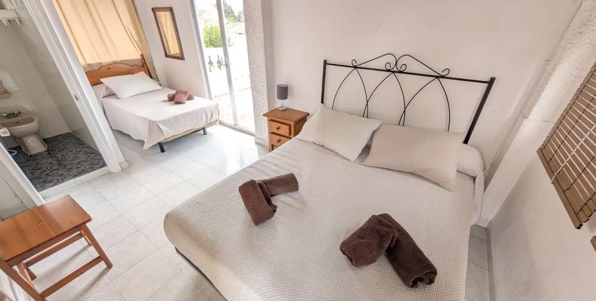 Продажа дома на две семьи в El Rosario 15